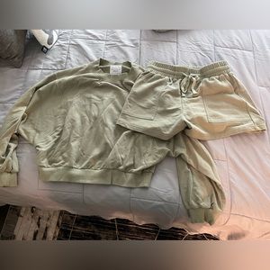 NAOMI COTTON BLEND SWEATSHIRT AND POCKETED SHORTS - SAGE
